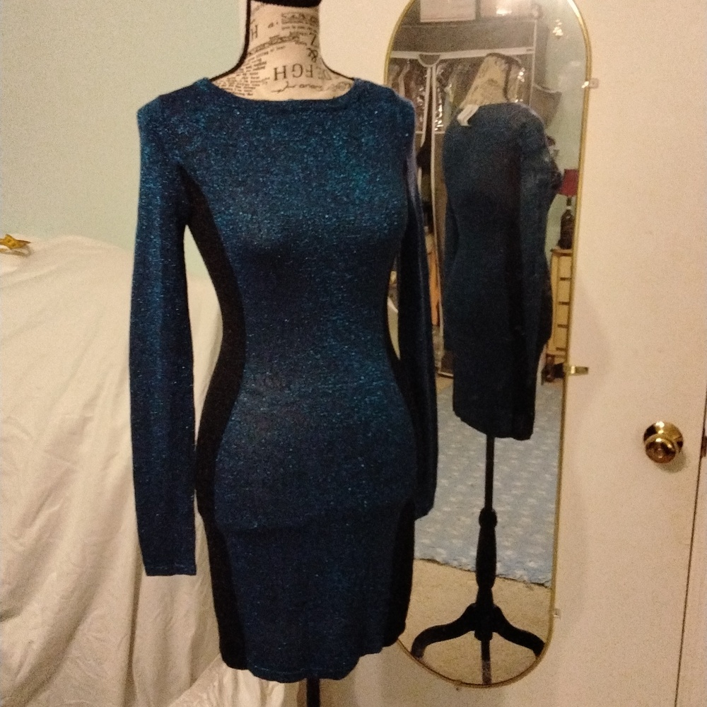 Women's NWT Topshop sparkling blue/black bodycon long sleeve dress Size 4